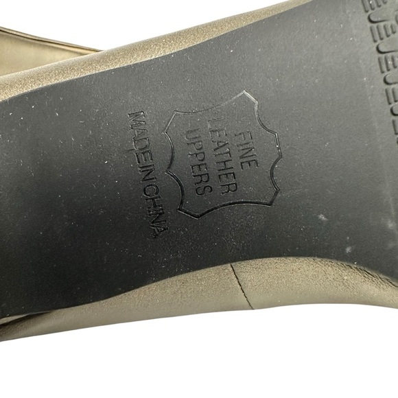 Mark Lemp Classics Callie Pewter Nappa  Pumps Size 7-1/2 N - Picture 10 of 10